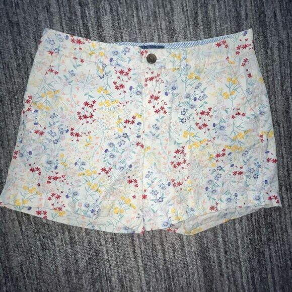 Old Navy Women’s Size 0 Everyday Chino Shorts White Multicolor Floral Cotton - Picture 1 of 8